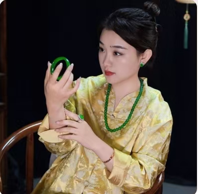 翡翠手镯